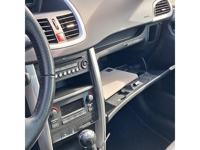 Personenauto, peugeot, 207 sw, 1.6 hdi xs, 2008 - afbeelding 2 van  13