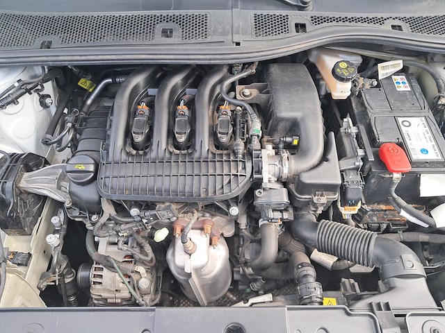 Personenauto, peugeot, 208, 1.2 puretech active, wit, 2020 - afbeelding 55 van  60