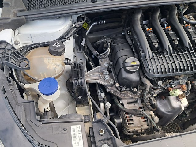 Personenauto, peugeot, 208, 1.2 puretech active, wit, 2020 - afbeelding 57 van  60