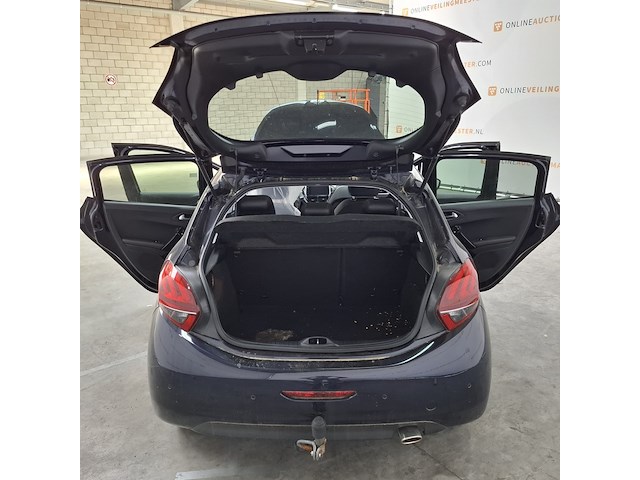 Personenauto, peugeot, 208, 1.2 puretech gt-line, 2018 - afbeelding 32 van  62