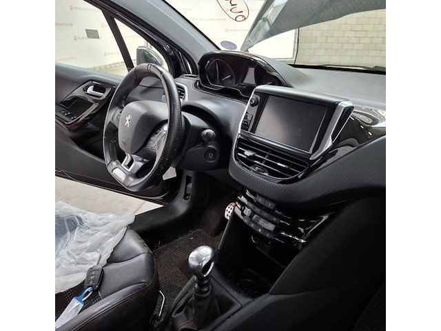 Personenauto, peugeot, 208, 1.2 puretech gt-line, 2018 - afbeelding 37 van  62