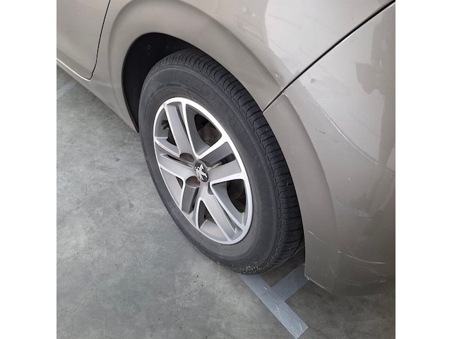Personenauto, peugeot, 208, 1.2 vti envy, 2013 - afbeelding 16 van  65