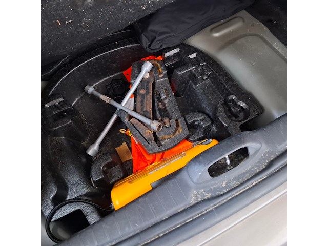 Personenauto, peugeot, 208, 1.2 vti envy, 2013 - afbeelding 40 van  65