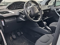 Personenauto, peugeot, 208, 1.2 vti oxygo, 2014 - afbeelding 7 van  9