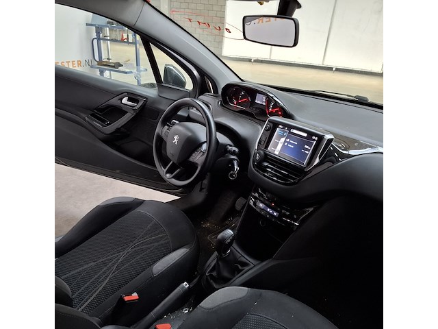 Personenauto, peugeot, 208, 1.4 vti active, 2012 - afbeelding 31 van  53