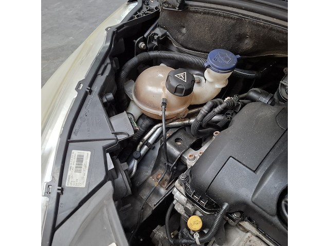 Personenauto, peugeot, 208, 1.4 vti active, 2012 - afbeelding 43 van  53