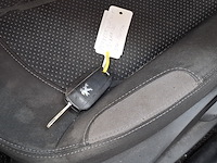 Personenauto, peugeot, 208, 1.4 vti active, 2012 - afbeelding 15 van  52