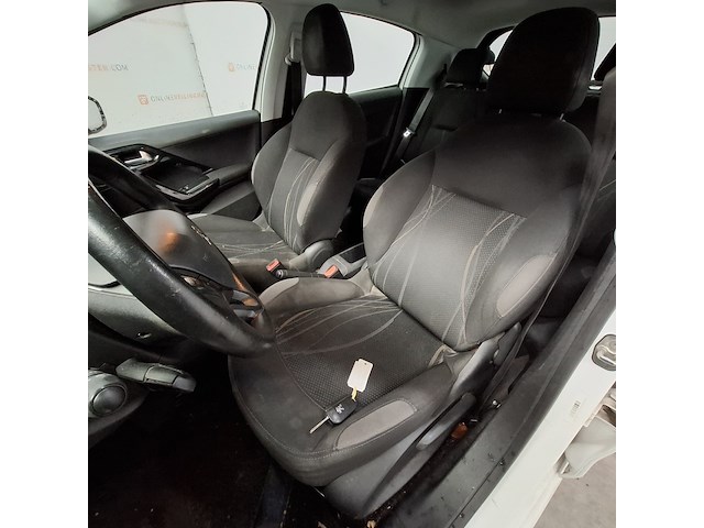 Personenauto, peugeot, 208, 1.4 vti active, 2012 - afbeelding 16 van  52