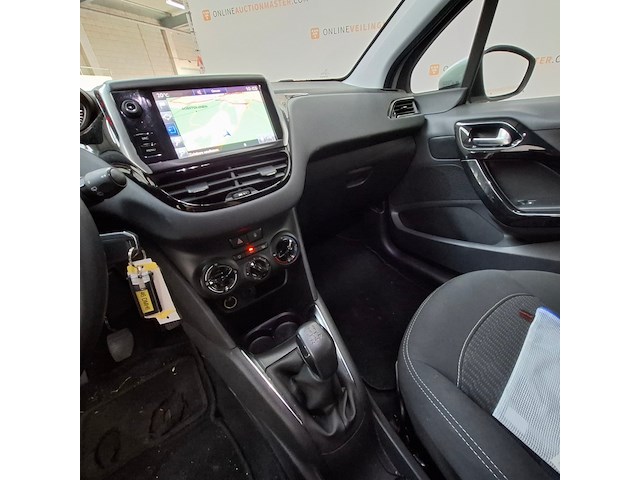Personenauto, peugeot, 208 1.6, 2016 - afbeelding 39 van  67
