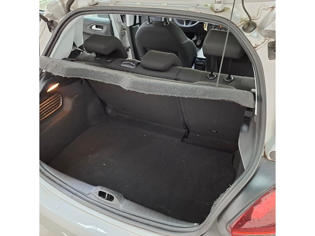 Personenauto, peugeot, 208 1.6, 2016 - afbeelding 44 van  67