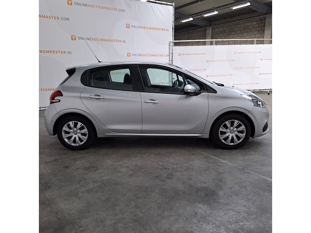 Personenauto, peugeot, 208 1.6, 2016 - afbeelding 34 van  67