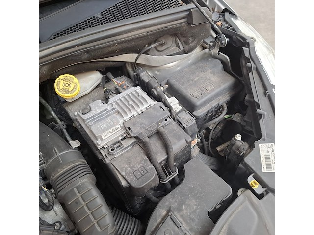 Personenauto, peugeot, 208 1.6, 2017 - afbeelding 63 van  72
