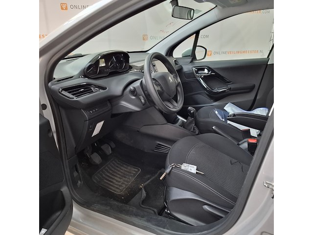 Personenauto, peugeot, 208 1.6, 2017 - afbeelding 35 van  77