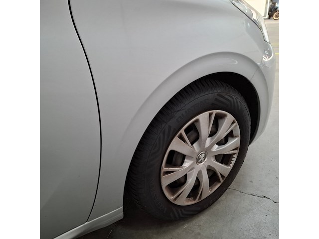 Personenauto, peugeot, 208 1.6, 2017 - afbeelding 45 van  77