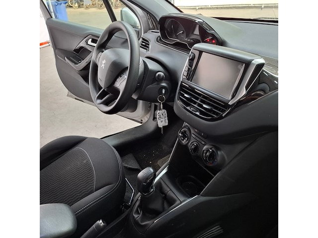Personenauto, peugeot, 208 1.6, 2017 - afbeelding 59 van  77
