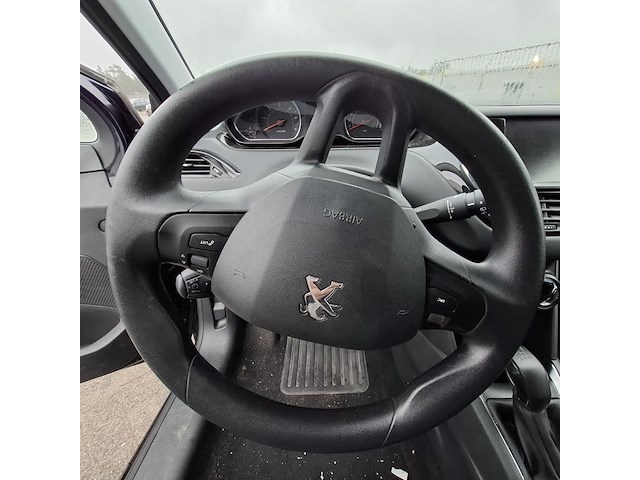 Personenauto, peugeot, 208, 1.6 e-hdi active, 2014 - afbeelding 19 van  44