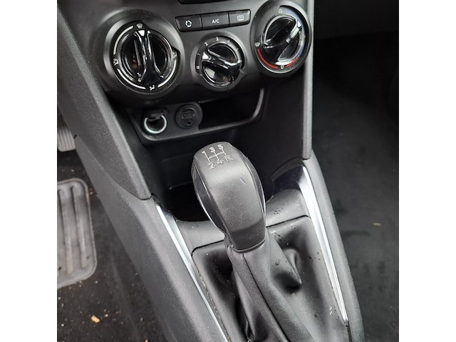 Personenauto, peugeot, 208, 1.6 e-hdi active, 2014 - afbeelding 21 van  44