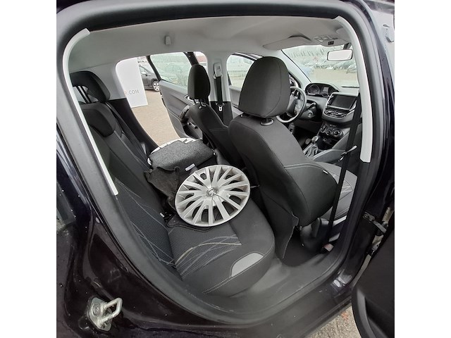 Personenauto, peugeot, 208, 1.6 e-hdi active, 2014 - afbeelding 29 van  44