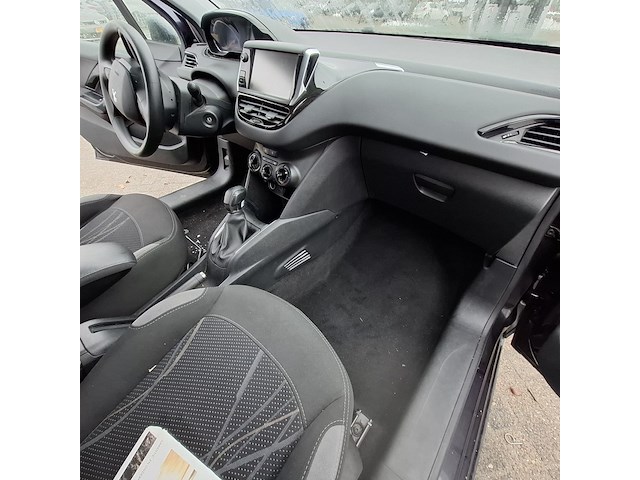 Personenauto, peugeot, 208, 1.6 e-hdi active, 2014 - afbeelding 31 van  44