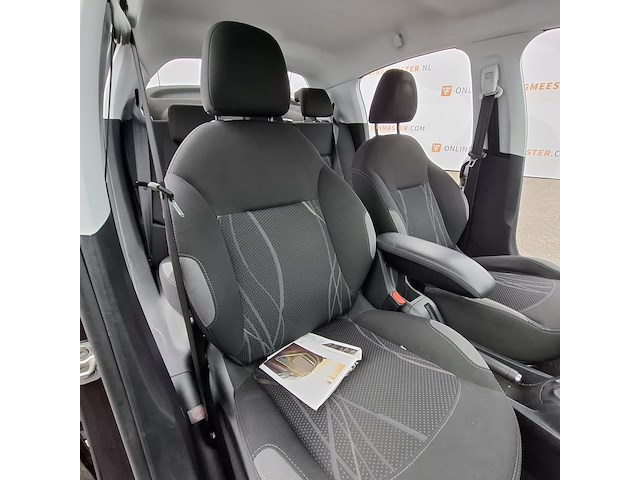 Personenauto, peugeot, 208, 1.6 e-hdi active, 2014 - afbeelding 32 van  44