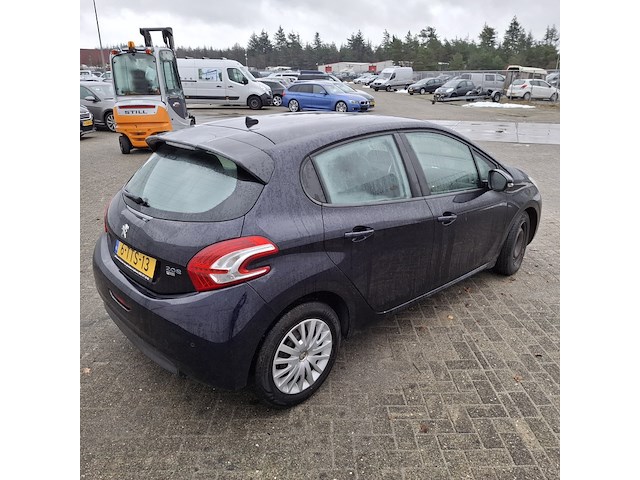 Personenauto, peugeot, 208, 1.6 e-hdi active, 2014 - afbeelding 40 van  44