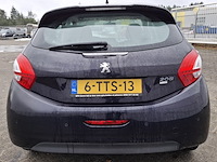 Personenauto, peugeot, 208, 1.6 e-hdi active, 2014 - afbeelding 41 van  44