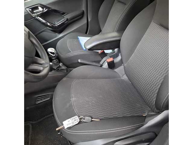 Personenauto, peugeot, 208, 2018 - afbeelding 38 van  75
