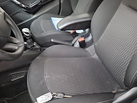 Personenauto, peugeot, 208, 2018 - afbeelding 38 van  75