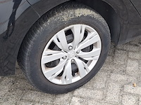 Personenauto peugeot, 208 , zwart, bouwjaar 2014 - afbeelding 3 van  47