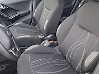 Personenauto peugeot, 208 , zwart, bouwjaar 2014 - afbeelding 6 van  47