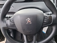 Personenauto peugeot, 208 , zwart, bouwjaar 2014 - afbeelding 7 van  47