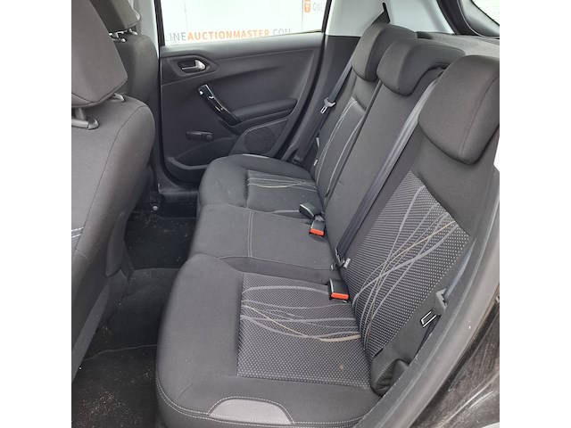 Personenauto peugeot, 208 , zwart, bouwjaar 2014 - afbeelding 21 van  47