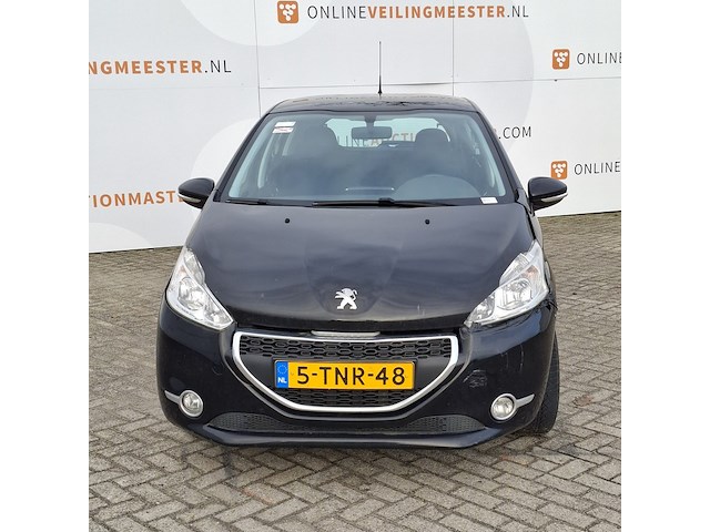 Personenauto peugeot, 208 , zwart, bouwjaar 2014 - afbeelding 12 van  47