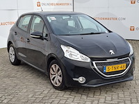 Personenauto peugeot, 208 , zwart, bouwjaar 2014 - afbeelding 23 van  47