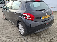 Personenauto peugeot, 208 , zwart, bouwjaar 2014 - afbeelding 45 van  47