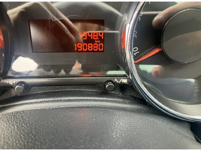 Personenauto, peugeot, 3008, zwart, 2012 - afbeelding 9 van  19