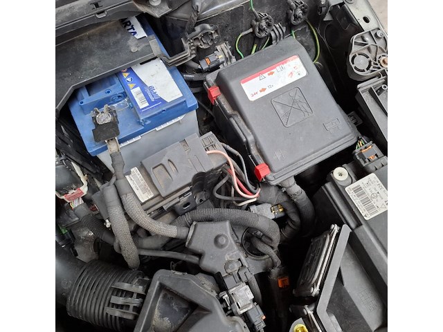 Personenauto, peugeot, 308, 1.2 e-thp blue lease premium, 2014 - afbeelding 47 van  58