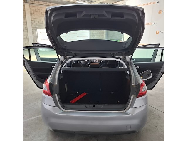 Personenauto, peugeot, 308 1.5 blue hdi, 2018 - afbeelding 41 van  67