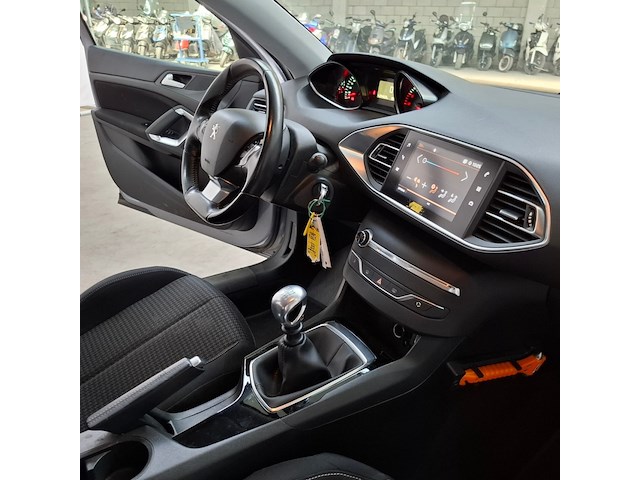 Personenauto, peugeot, 308 1.5 hdi, 2018 - afbeelding 32 van  55