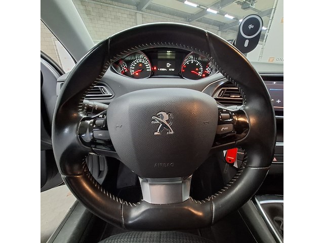 Personenauto, peugeot, 308, 2018 - afbeelding 14 van  48