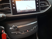 Personenauto, peugeot, 308, 2018 - afbeelding 17 van  48