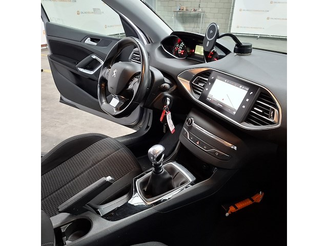 Personenauto, peugeot, 308, 2018 - afbeelding 26 van  48