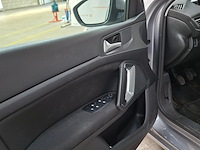 Personenauto, peugeot, 308, 2018 - afbeelding 28 van  49