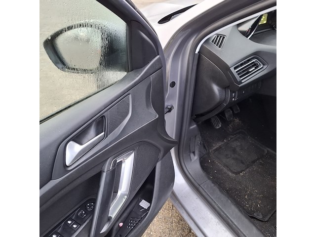 Personenauto, peugeot, 308 - afbeelding 17 van  43