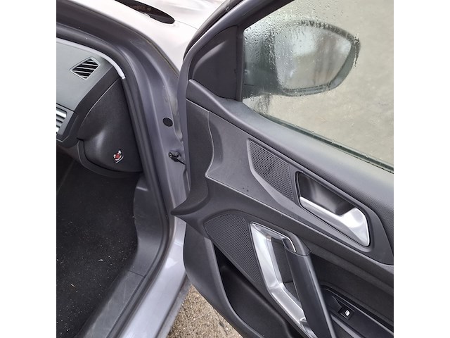 Personenauto, peugeot, 308 - afbeelding 33 van  43