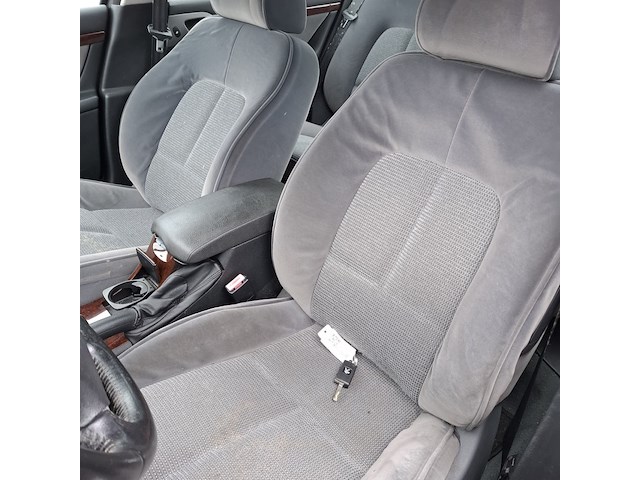 Personenauto, peugeot, 407, 3.0-24v v6 xt, 2004 - afbeelding 12 van  14