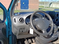 Personenauto, peugeot, 4x4 dangel, 1.6 bluehdi active, 2018 - afbeelding 3 van  27