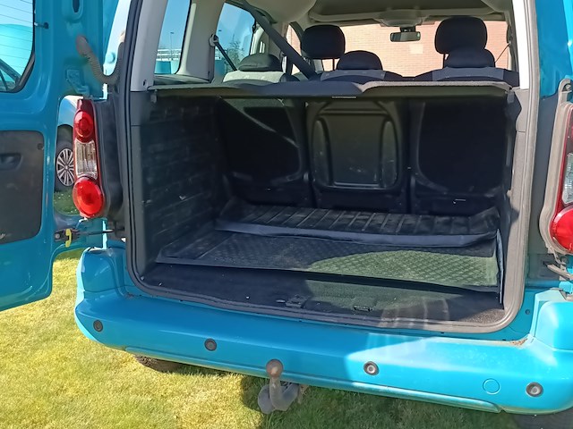 Personenauto, peugeot, 4x4 dangel, 1.6 bluehdi active, 2018 - afbeelding 13 van  27