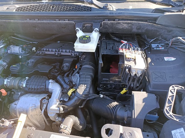 Personenauto, peugeot, 4x4 dangel, 1.6 bluehdi active, 2018 - afbeelding 18 van  27