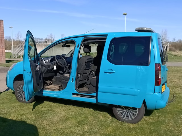 Personenauto, peugeot, 4x4 dangel, 1.6 bluehdi active, 2018 - afbeelding 27 van  27